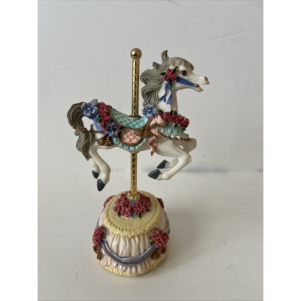 Vintage Heritage House Melodies County Fair Collection Carousel Music Box #2160 - Picture 3 of 9